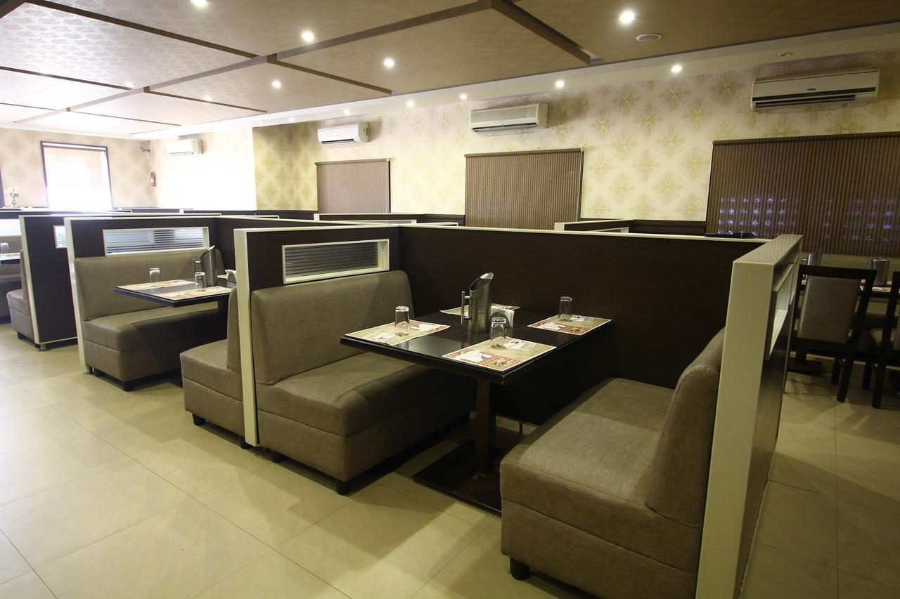 Vels Hotel Pondicherry Luaran gambar